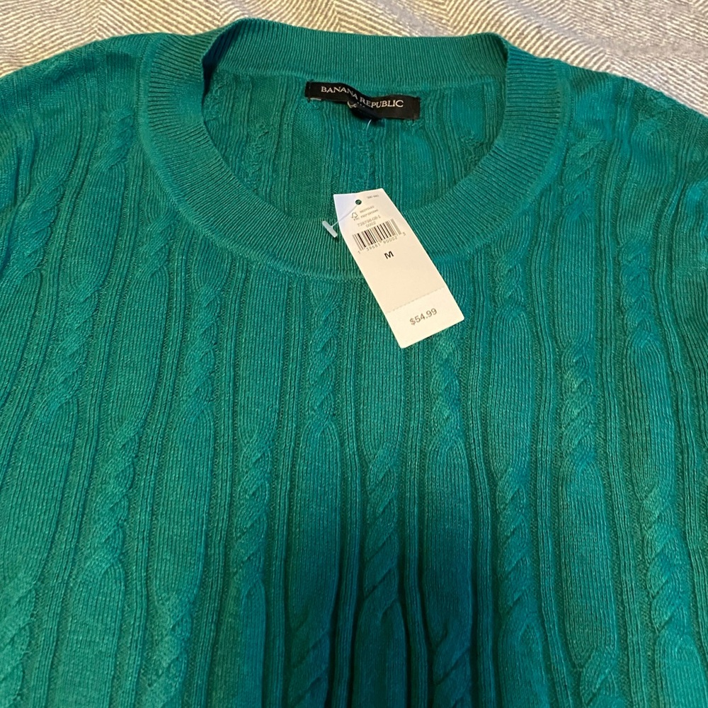 Banana Republic sweater NWT - Picture 2 of 2